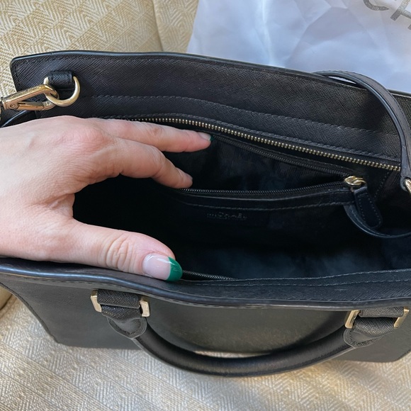 MICHAEL KORS Purse and Wallet Set - Picture 2 of 3